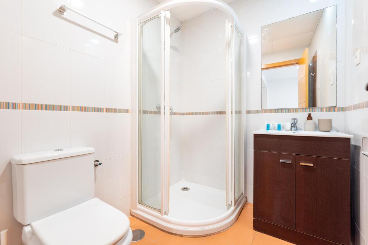 Wintowinrentals Superb New-Look Apartment Málaga Esterno foto