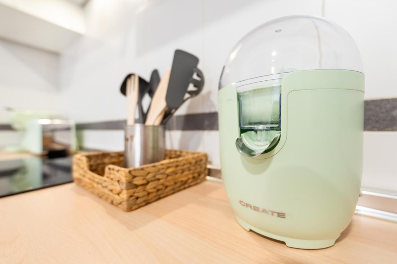Wintowinrentals Superb New-Look Apartment Málaga Esterno foto
