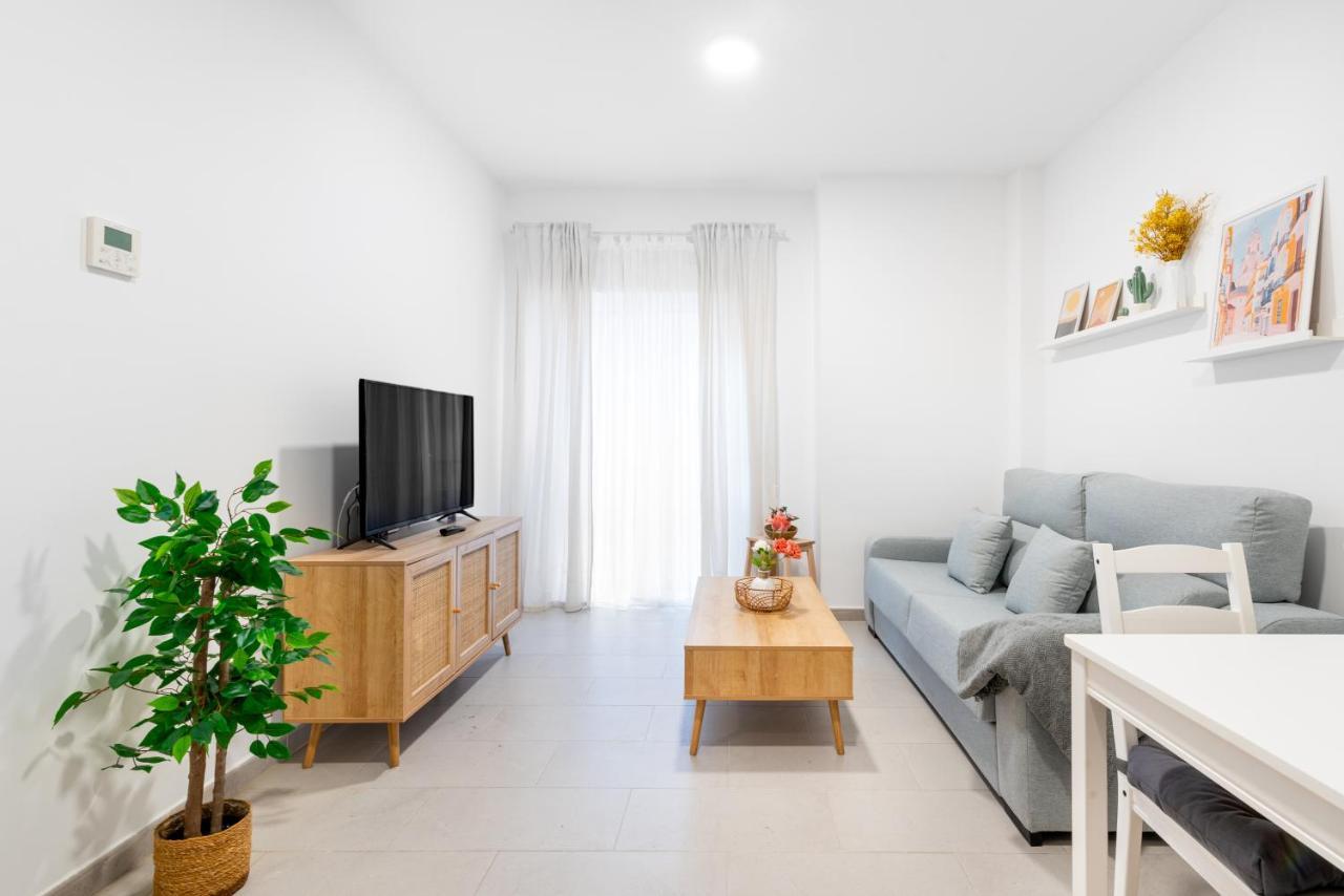 Wintowinrentals Superb New-Look Apartment Málaga Esterno foto